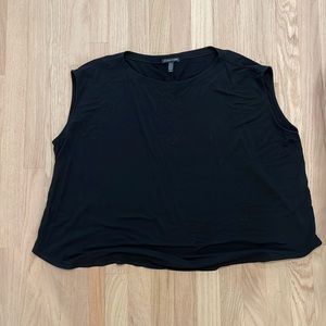 Eileen fisher black short crew neck shell szM